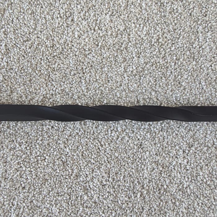 Close-up of the Q-104 Gold Basket spindle finish, gold cage twist detail